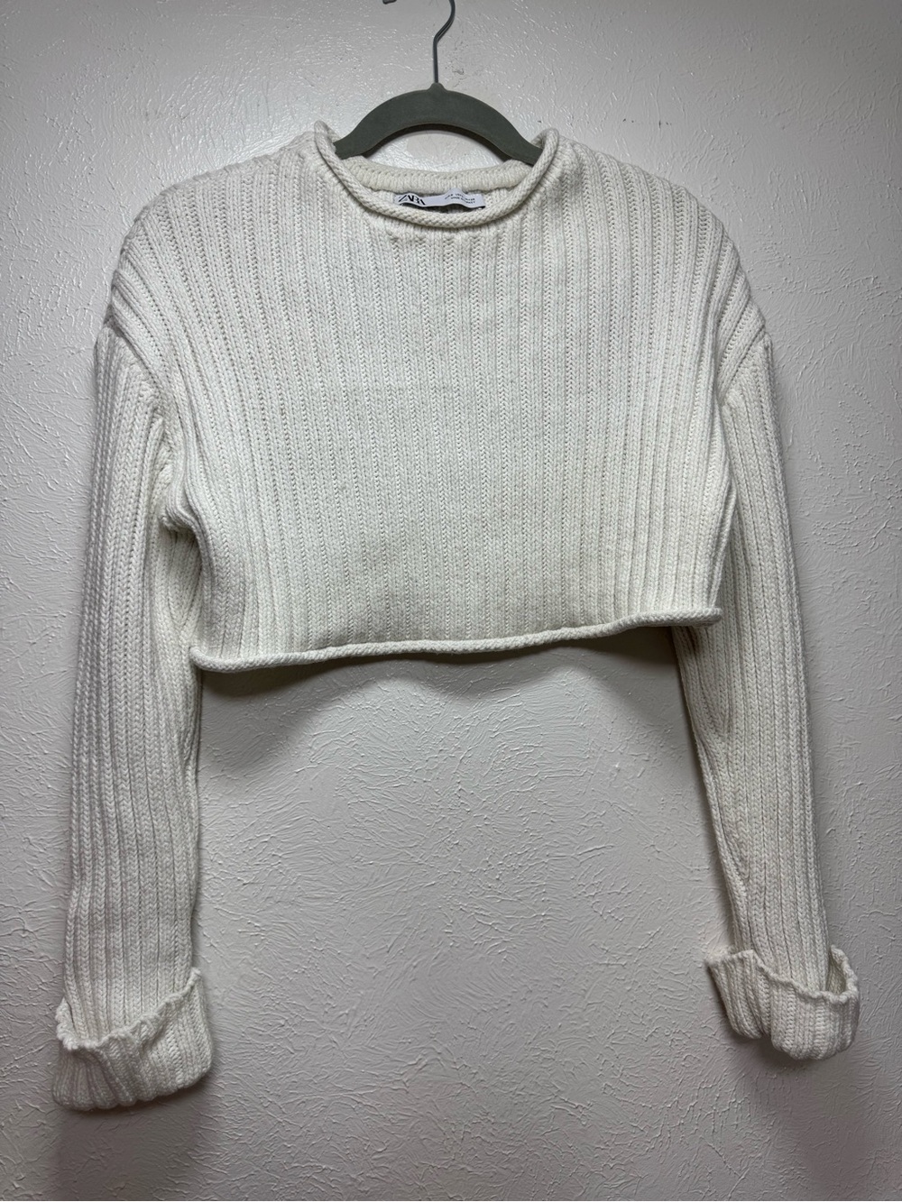 ZARA White Cropped Roll Sleeve Ribbed Sweater